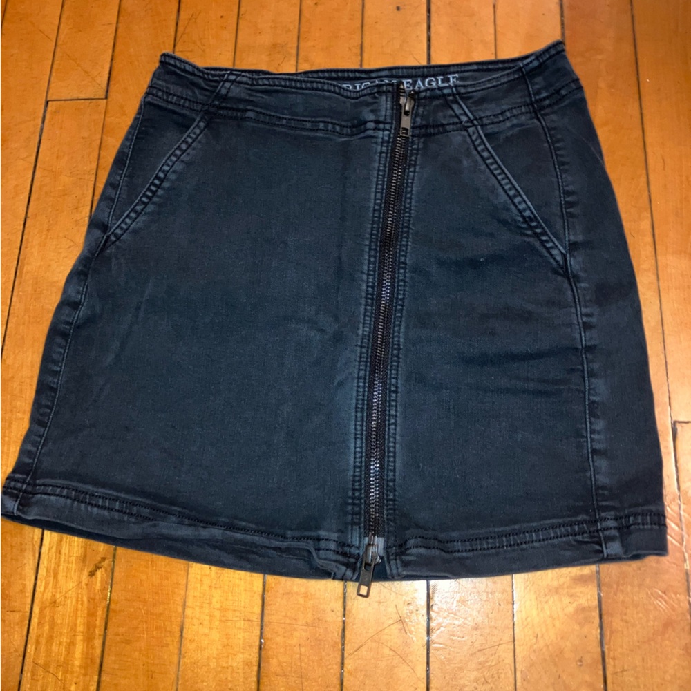 Front zipper detail mini skirt